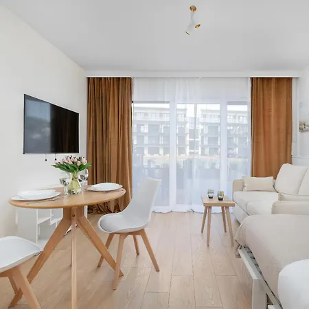 Apartment In Wellness With Terrace & Parking By Renters *