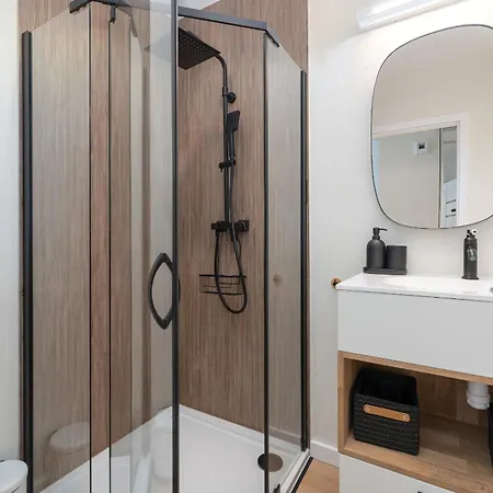 In Wellness With Terrace & Parking By Renters * Dziwnów