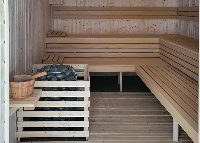 In Wellness With Terrace & Parking By Renters Dziwnów