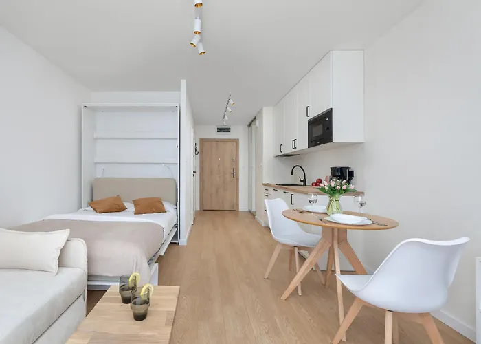 Apartment In Wellness With Terrace & Parking By Renters *